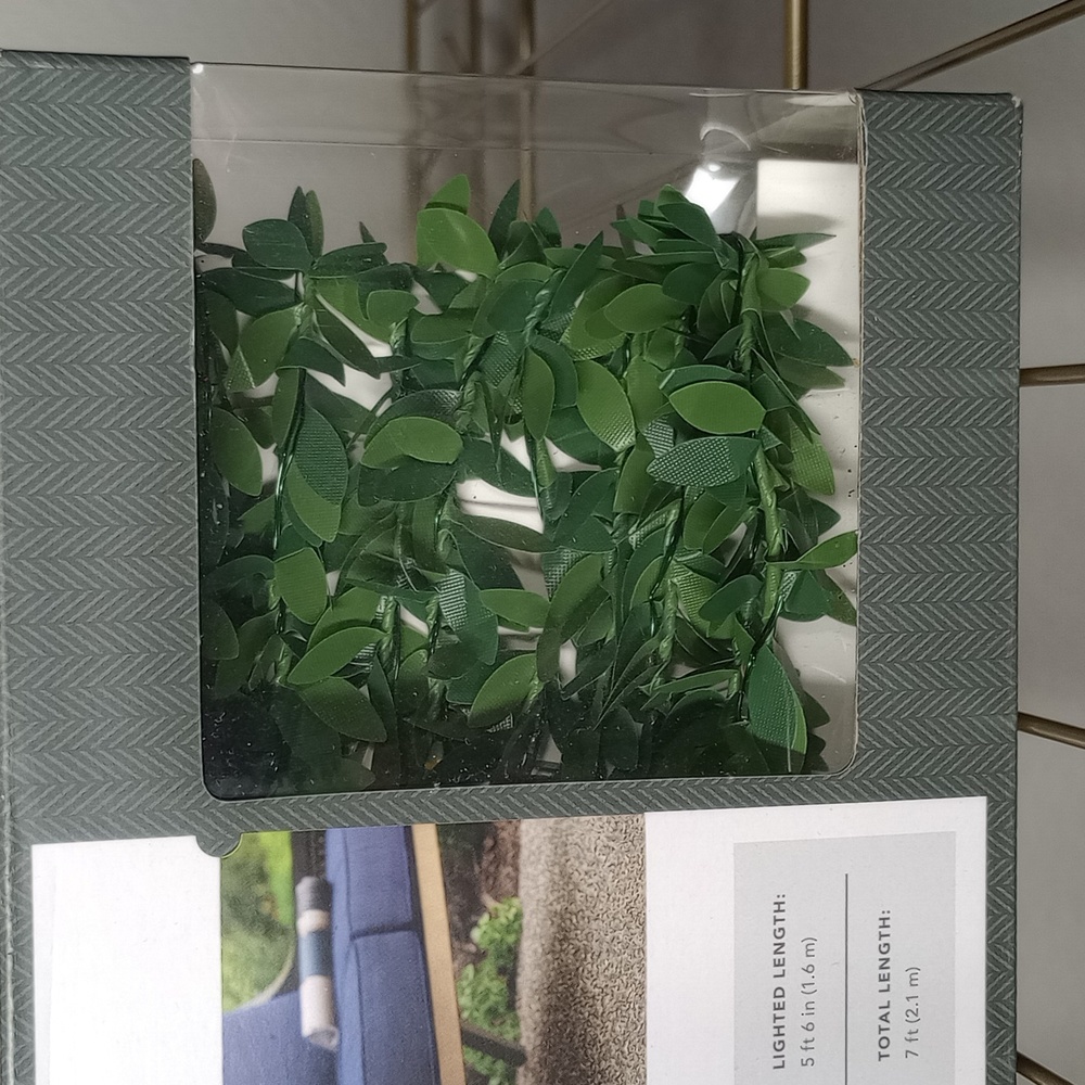 THRESHOLD Quality & Design LED Fairy Warm White Lights. 7Ft. Green.